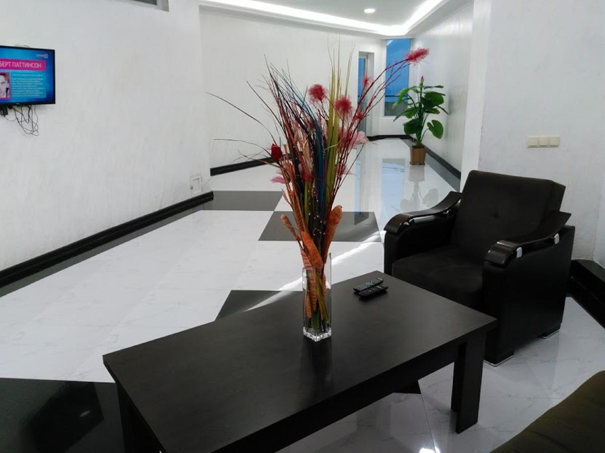Penthouse Hotel Батумі Екстер'єр фото