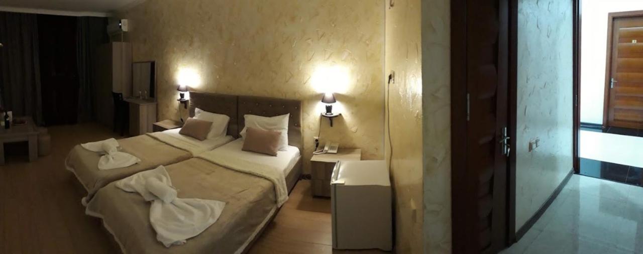 Penthouse Hotel Батумі Екстер'єр фото